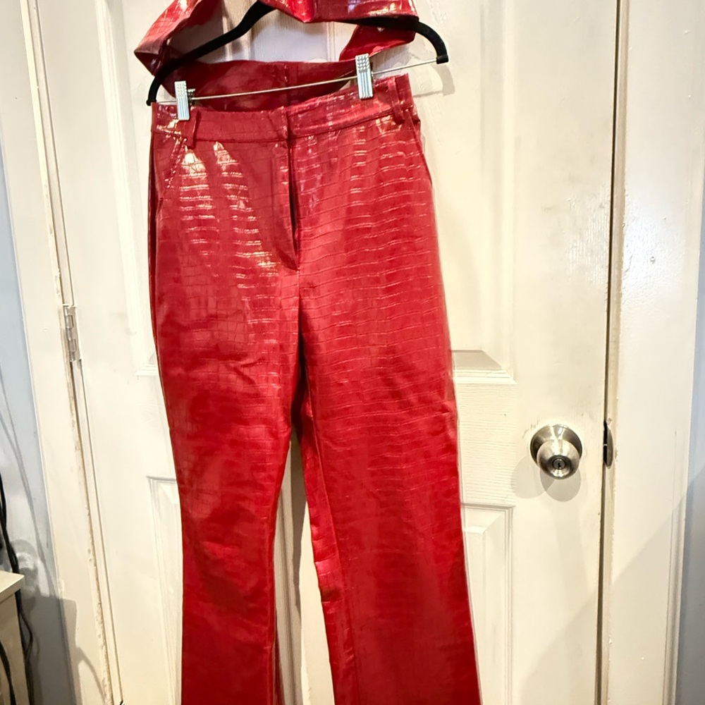 Meshki Red Croc-Effect faux leather - Picture 3 of 11